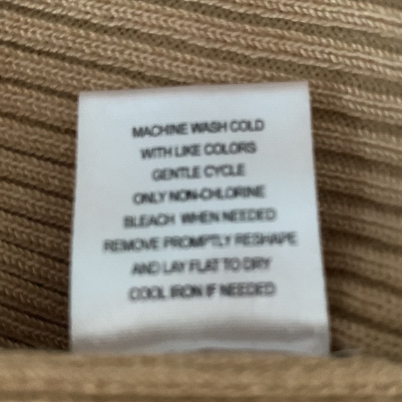 Almost Famous Tan Crop Top Size XL #021 - Picture 9 of 9